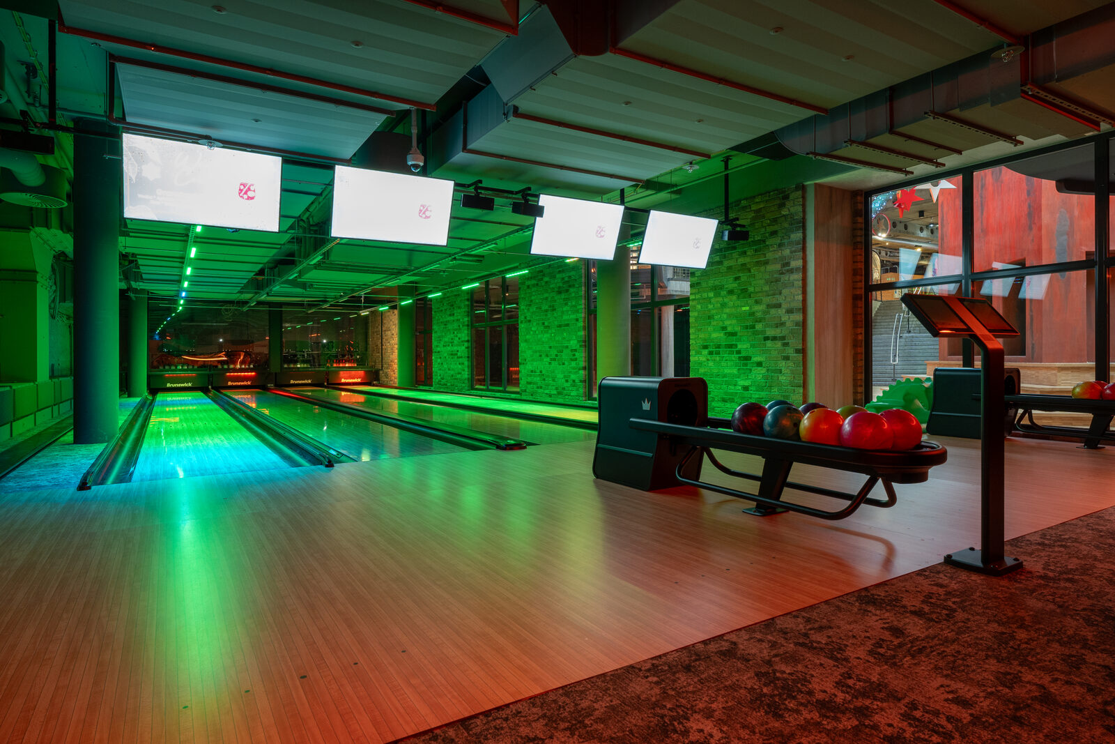 Bowl & Co — Esslingen, Germany